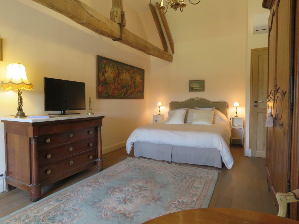 Chateau De Gaubert Bed and Breakfast Terrasson Buitenkant foto